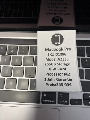 MacBook Pro M2