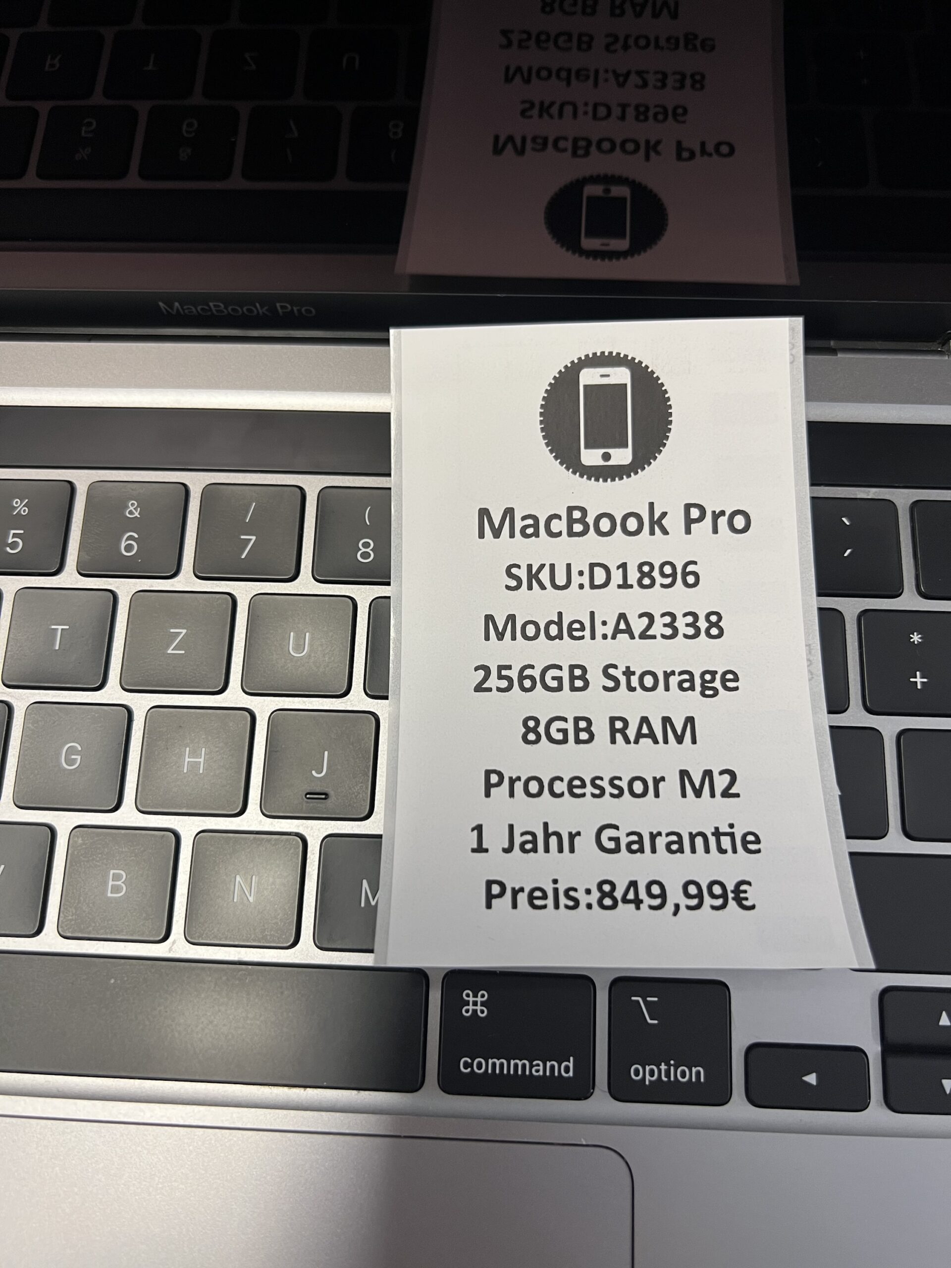 MacBook Pro M2 1 MacBook Pro M2